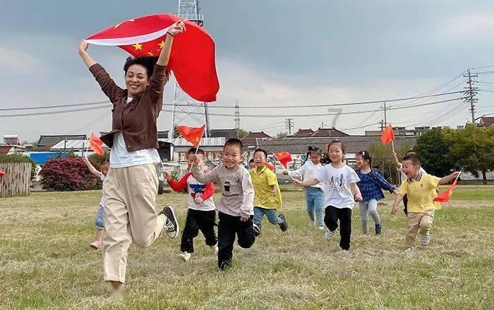 世界读书日适合发圈的15句文案？游戏画面